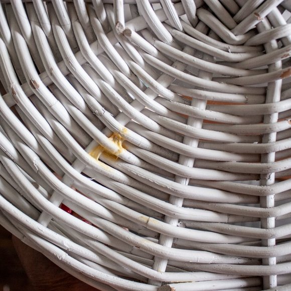 Set of 2 White Wicker Rattan Serving Trays - Picture 10 of 16